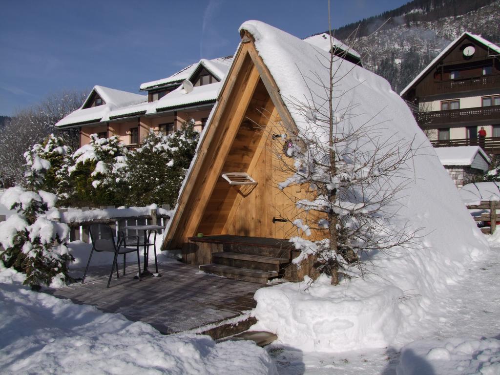 Hôtel Garden Eco Houses Cebelica à Bohinj Extérieur photo